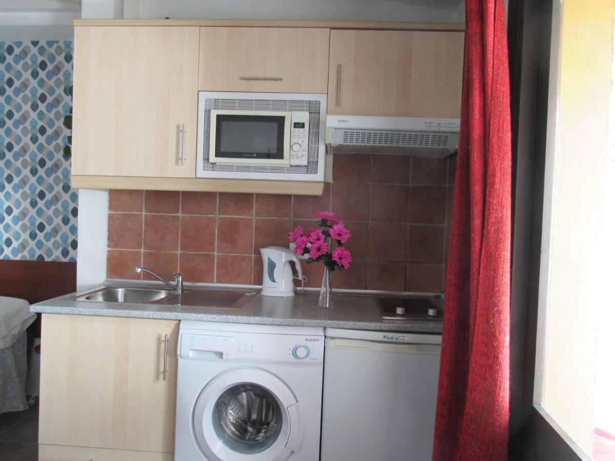 Estudio 1c En El Centro Con Terraza - Especial Parejas Lägenhet Nerja
